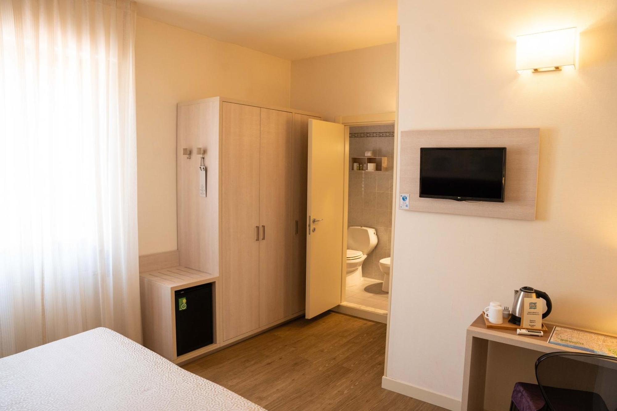 Hotel Pardini Viareggio Exterior photo